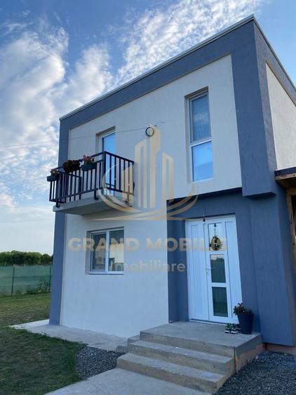 Duplex cu 3 camere cu Canalizare în Sânandrei