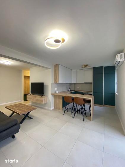 Apartament cu 3 camere semidecomandat în Micro 16