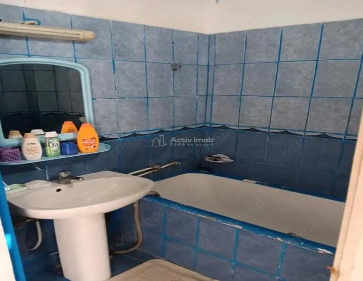 Apartament cu 2 camere decomandat în Drăgășani