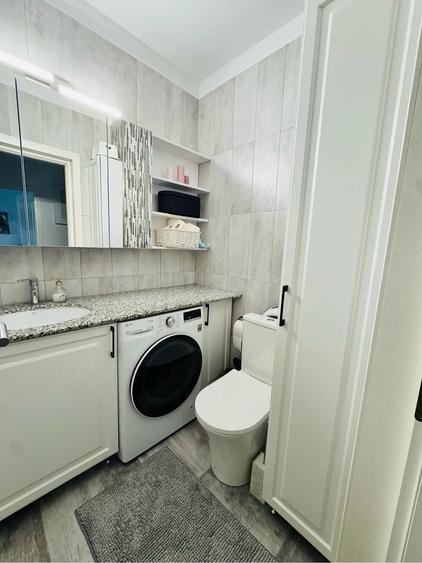 Apartament cu 2 camere decomandat în Est