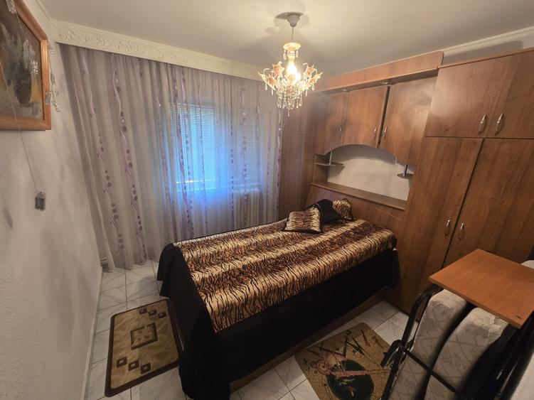 Apartament cu 2 camere decomandat, mobilat în Podu Roș