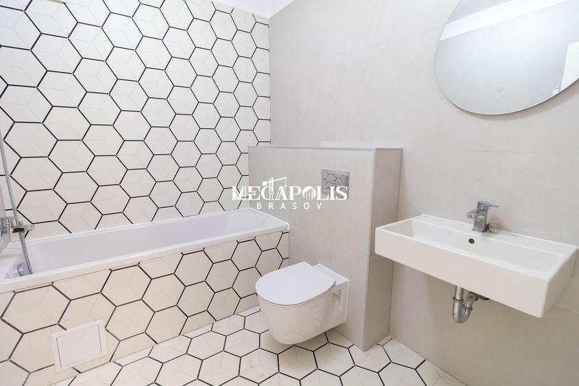 Apartament cu 3 camere decomandat în Tractorul