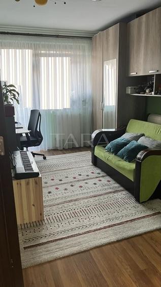 Apartament cu 4 camere decomandat, mobilat în Mărăști — fotografia 2