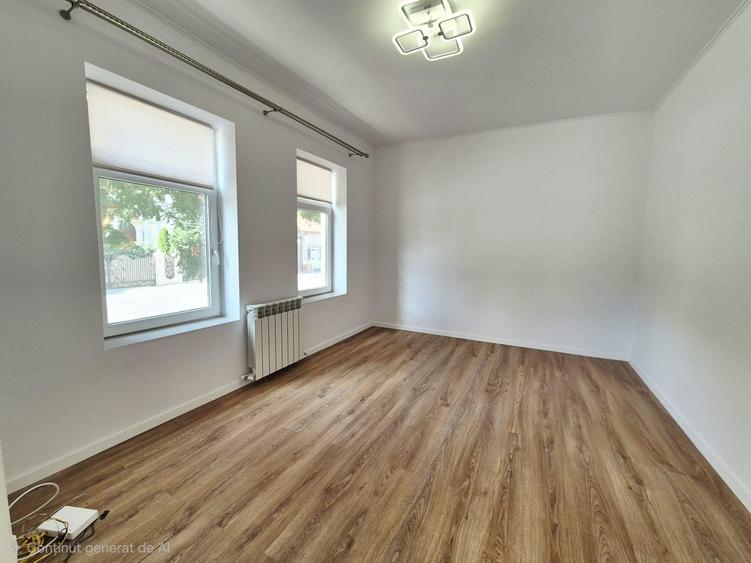 Casă individuală cu 4 camere cu Canalizare în Casa de Cultură
