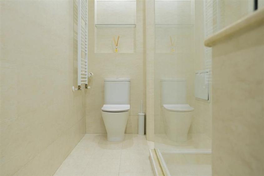 Apartament 3 camere - perfect pentru birou - 18