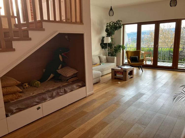 Duplex cu 3 camere cu Canalizare în Grigorescu