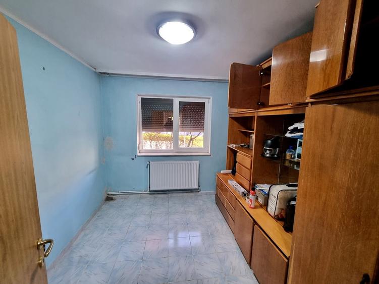 Apartament cu 3 camere decomandat în Tomis Nord