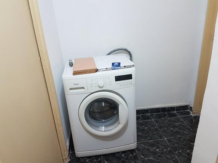 Apartament cu 2 camere semidecomandat în Lacul Tei