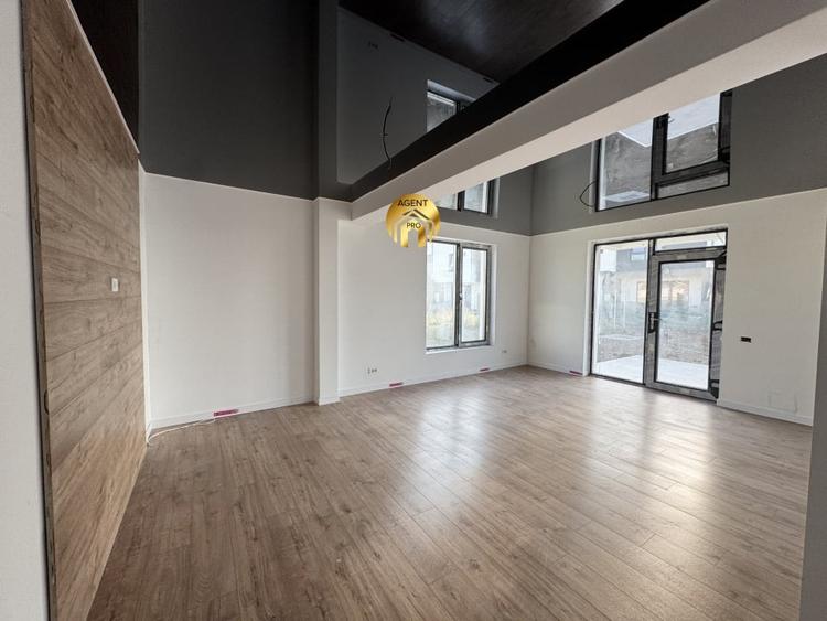 Casă individuală cu 6 camere cu Teren 413 Mp în Otopeni