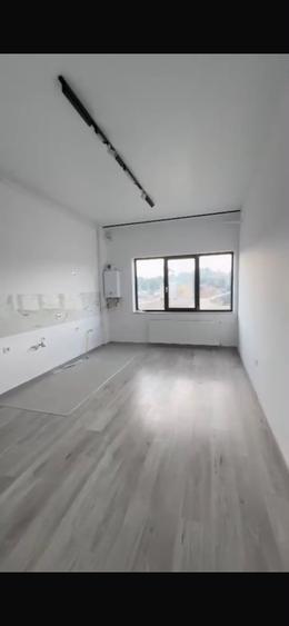 Apartament cu 2 camere decomandat în Energia