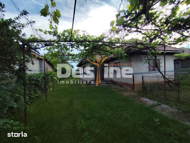 Casă cu 4 camere cu Teren 2166 Mp în Măgureni
