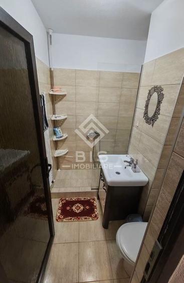 Garsonieră decomandată în Central