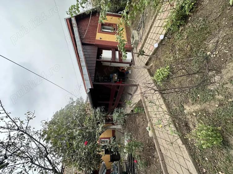 Casă cu 5 camere cu Teren 450 Mp în Central