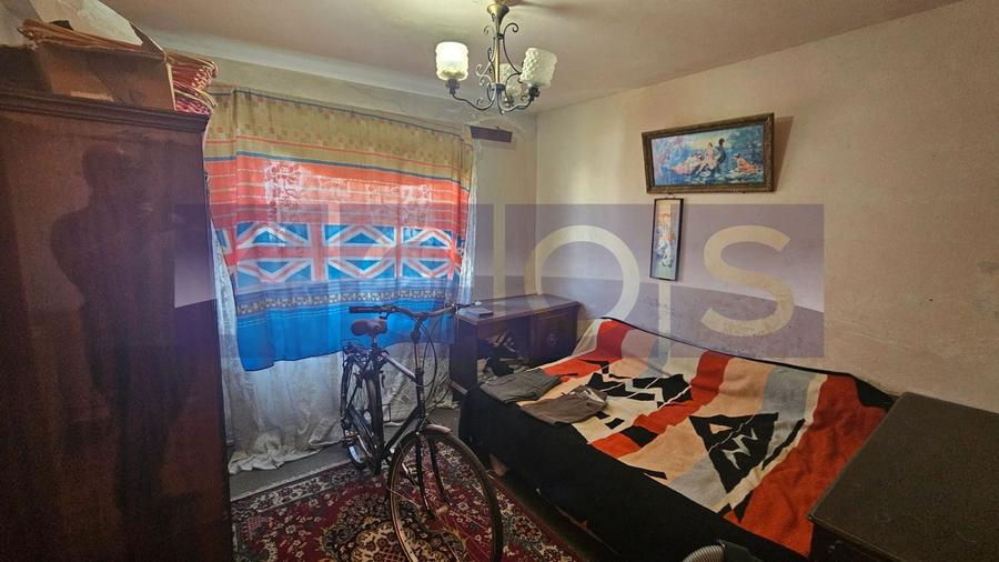 Apartament cu 4 camere decomandat în Sebastian