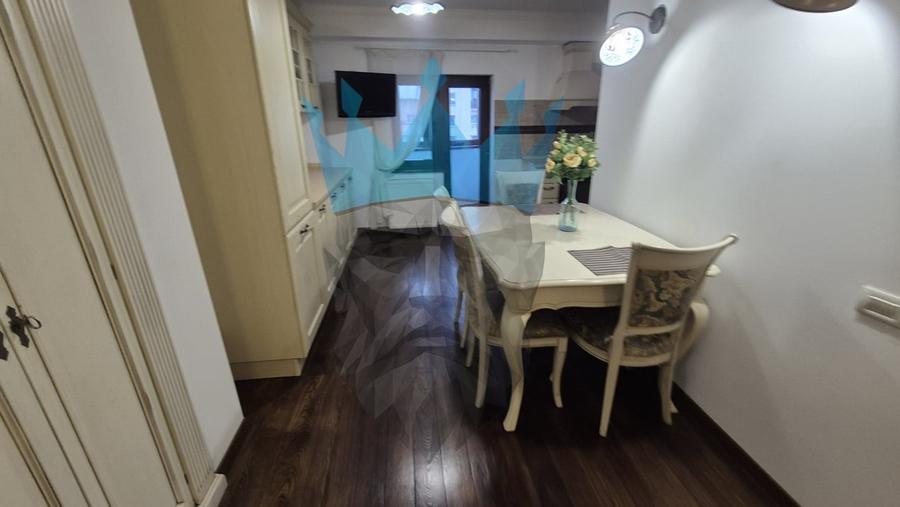 Apartament cu 3 camere decomandat, mobilat în Națiunile Unite