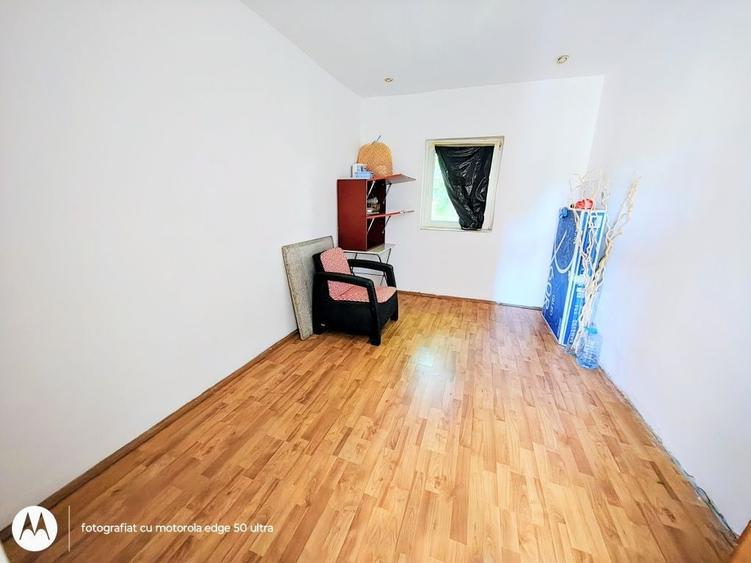 Casă cu 2 camere în Central