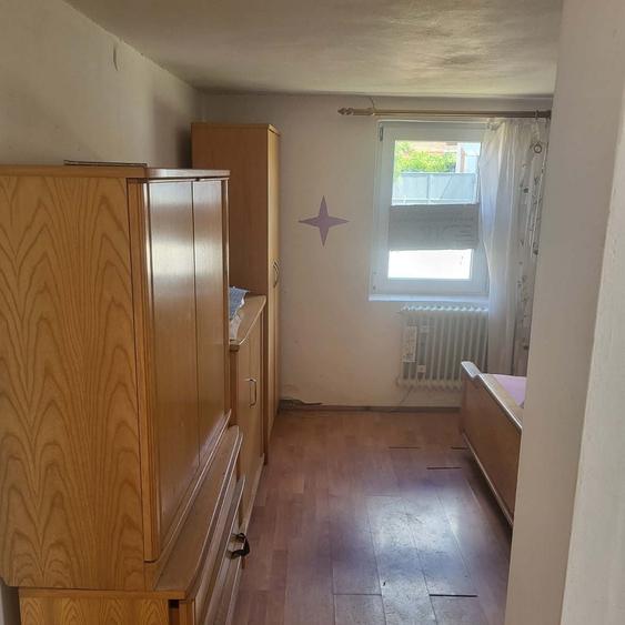 Casă cu 2 camere în Buteni