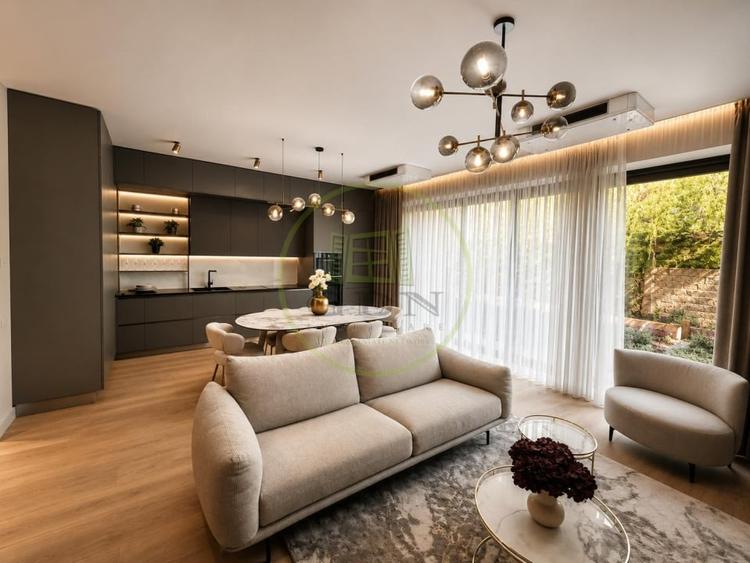 Apartament cu 3 camere decomandat în Voluntari