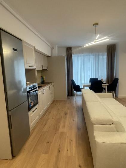 Apartament cu 2 camere semidecomandat în Central