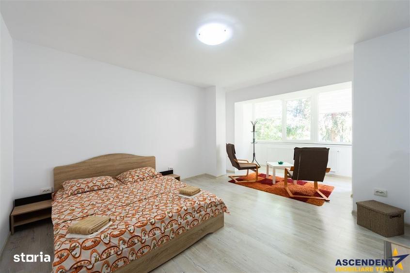 Apartament cu 2 camere semidecomandat, mobilat în Centrul Istoric