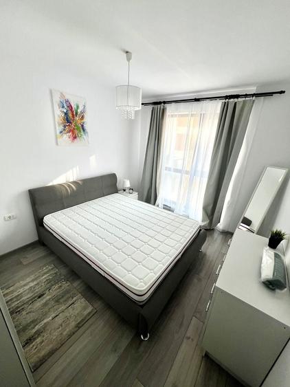 Apartament cu 2 camere decomandat în Drumul Taberei