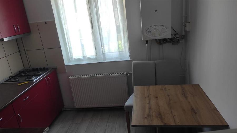 Garsonieră decomandată în Buziașului