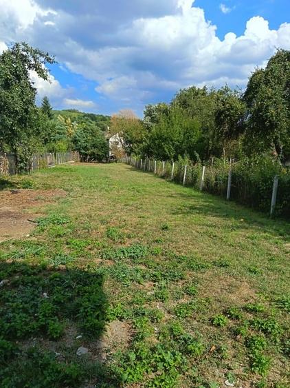 Casă individuală cu 4 camere cu Canalizare în Valea Borcutului