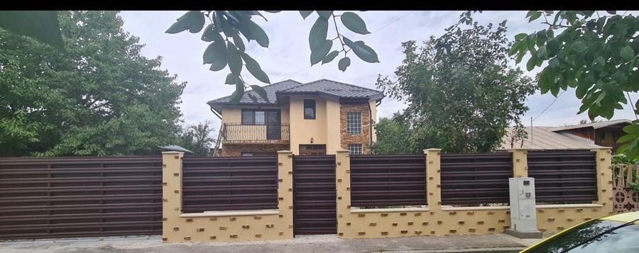 Casă cu 4 camere cu Teren 350 Mp în Cățelu