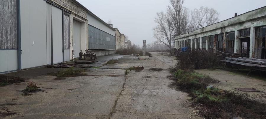 Spațiu industrial, de 4,900 mp, în Mitreni