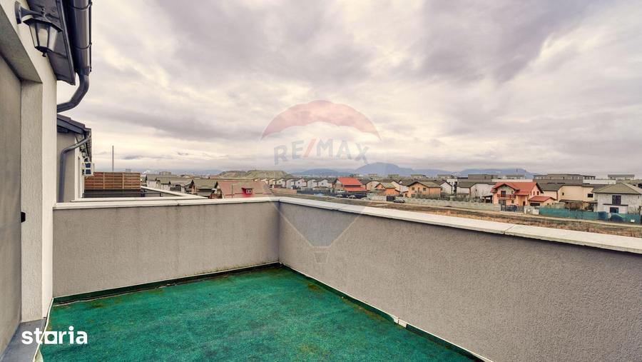 Casă cu 3 camere cu Teren 100 Mp în Sânpetru