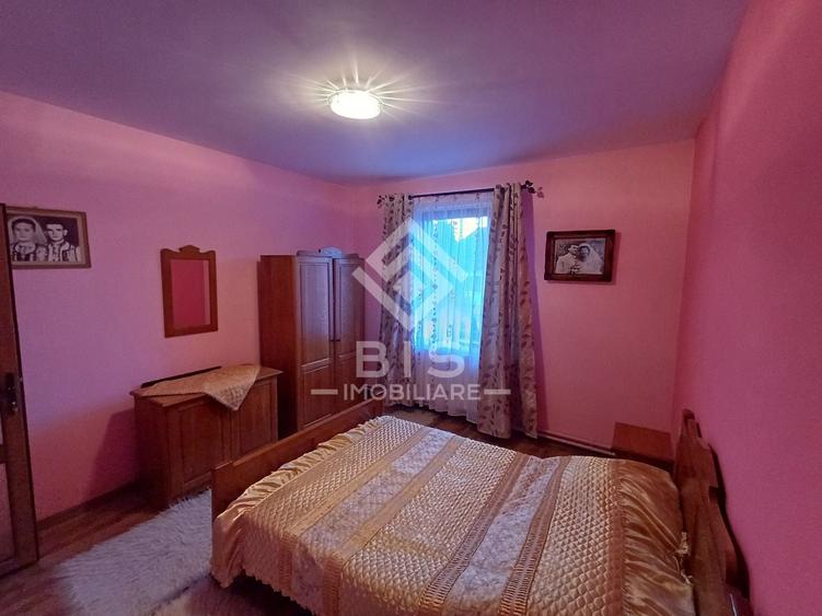 Casă individuală cu 5 camere cu Canalizare în Caila