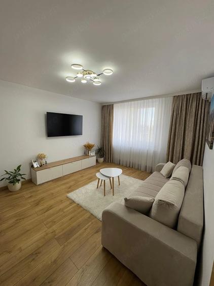 Apartament cu 3 camere decomandat în Craiovei