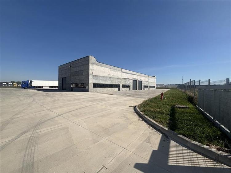 Spațiu industrial, de 255 mp, în Exterior Vest