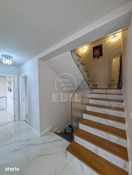 Casă cu 6 camere cu Teren 252 Mp în Florești