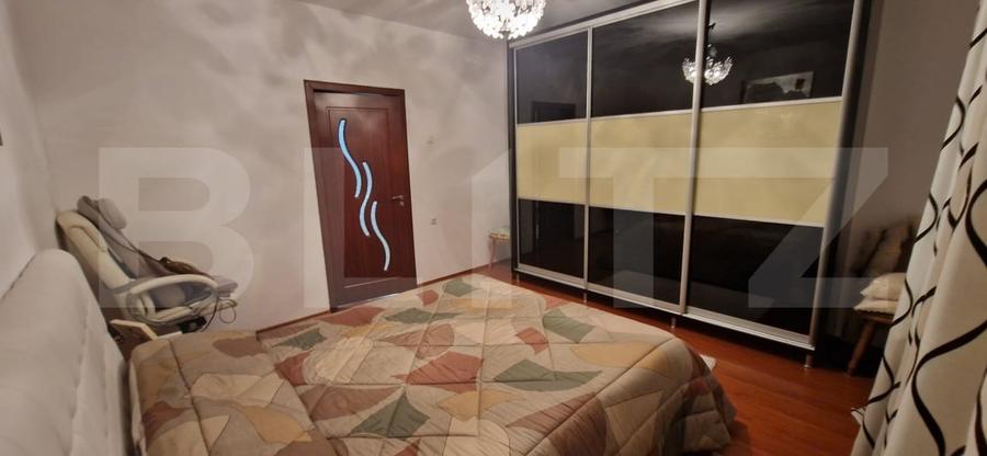 Casă individuală cu 7 camere cu Canalizare în Lascăr Catargiu