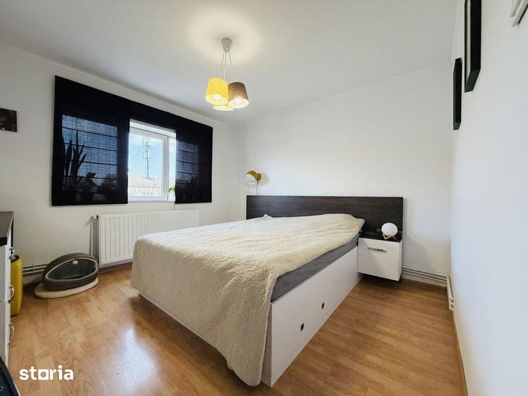 Apartament cu 3 camere decomandat, mobilat în Soarelui