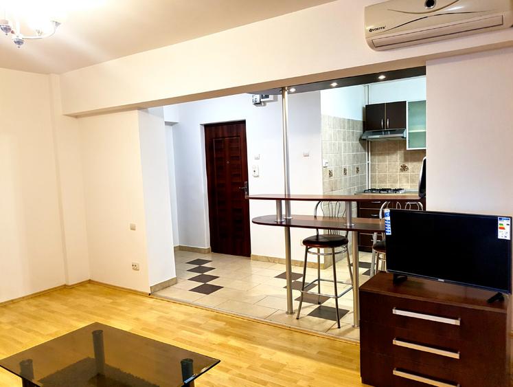 Apartament cu 2 camere decomandat în Ștefan cel Mare