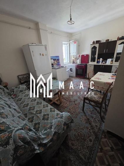 Apartament cu 4 camere decomandat în Central