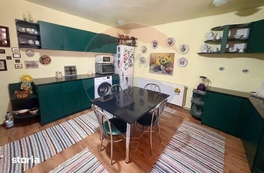 Casă cu 6 camere cu Teren 990 Mp în Ocna Șugatag