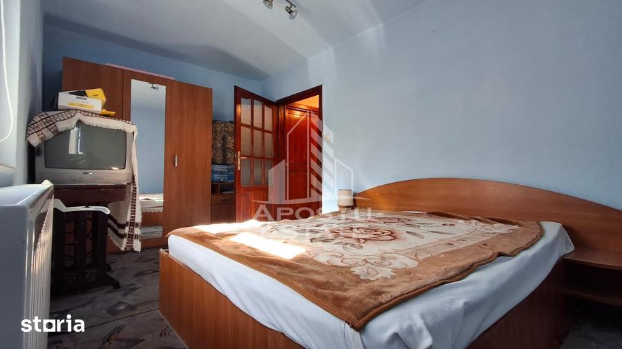 Apartament cu 3 camere în Micălaca