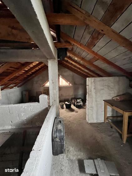 Casă cu 4 camere cu Teren 2244 Mp în Măciuca