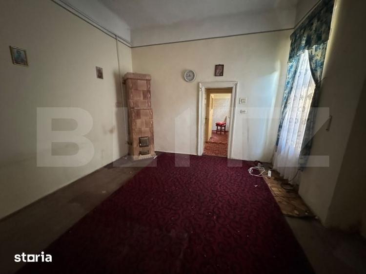 Casă cu 3 camere cu Teren 200 Mp în Central
