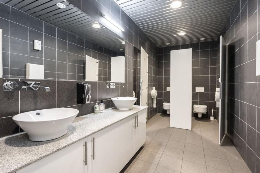 Birou, de 7,300 mp, în Alba Iulia