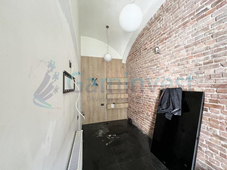 Apartament cu 2 camere decomandat în Ultracentral