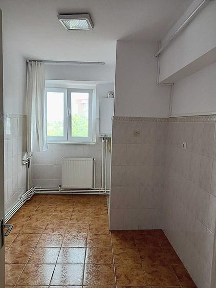 Apartament cu 2 camere decomandat în Mazepa 2