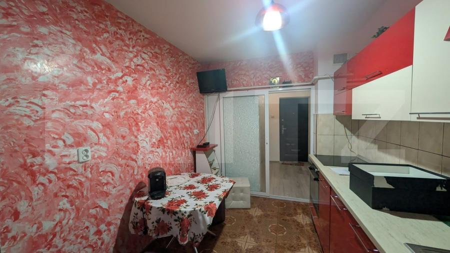 Apartament cu 2 camere decomandat, mobilat în Moreni