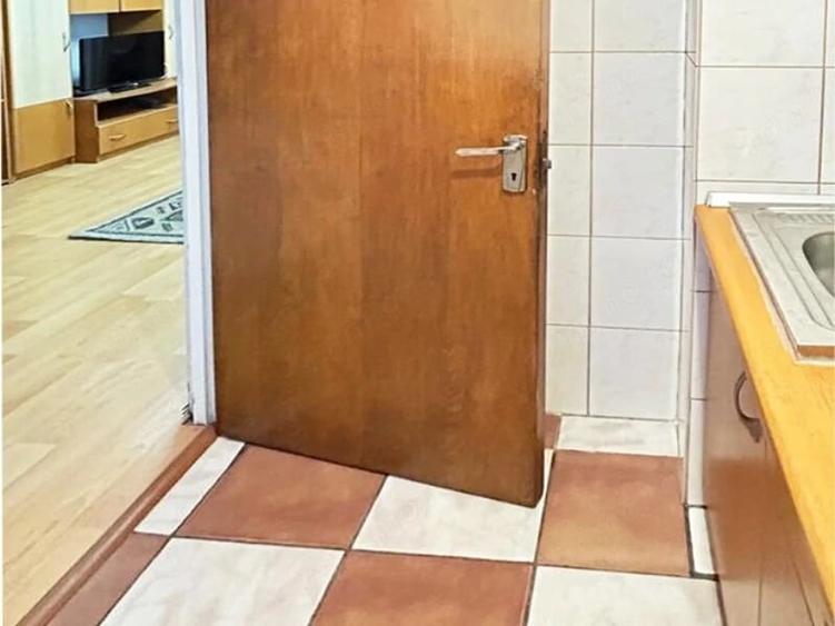 Garsoniera Drumul Taberei, Favorit Garsoniera etaj 9 9 Intersectia - anuntul.ro - - 6