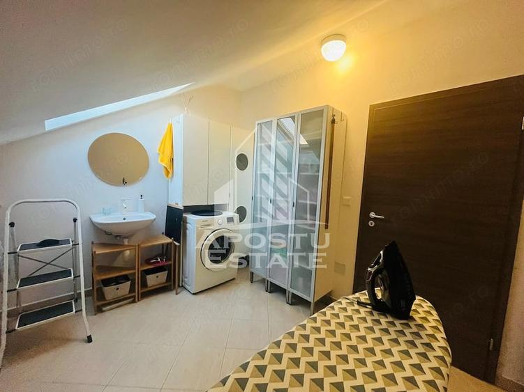 Casă cu 4 camere în Dumbrăvița