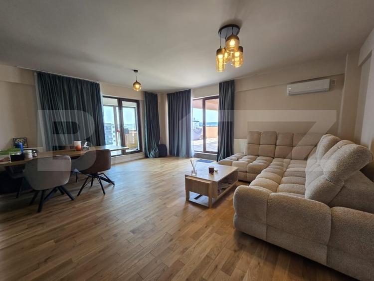 Apartament cu 3 camere decomandat, mobilat în Central