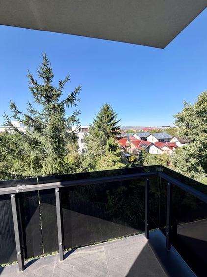 Apartament cu 3 camere decomandat, mobilat în Zorilor